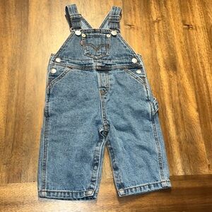 Levi’s Jean  bib overalls size 12 m cute  Baby
